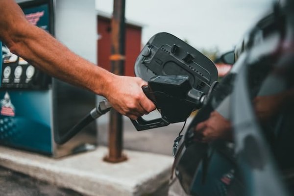 Essence véhicule : Guide complet pour sélectionner le meilleur carburant